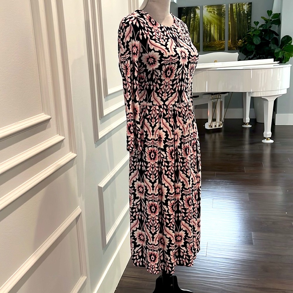 Eliza J Flowery Dress - Picture 6 of 12